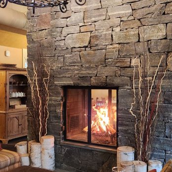 Jackson House Inn - Cozy Sitting Area - Bed & Breakfast Near Me - Woodstock, Vermont Jackson House Inn - Cozy Sitting Area - Bed & Breakfast Near Me - Woodstock, Vermont