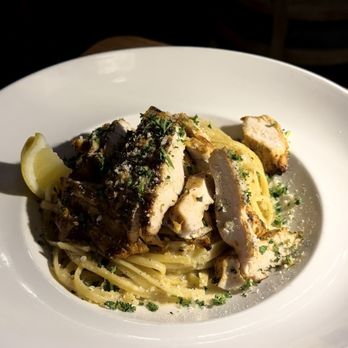 Station 16 - Chicken alfredo - Cocktail Bars Near Me - Elk Grove, California