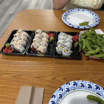 Naomi Sushi Express - Sushi Bars Near Me - Orlando, Florida Naomi Sushi Express - Sushi Bars Near Me - Orlando, Florida