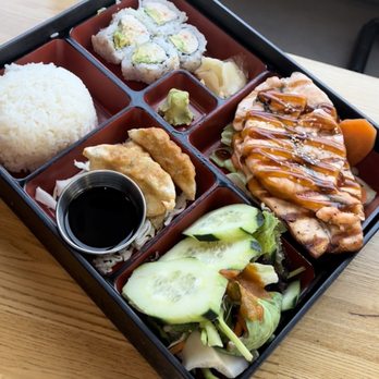 Roll Call - Salmon Teriyaki Bento Box - Sushi Bars Near Me - Los Angeles, California Roll Call - Salmon Teriyaki Bento Box - Sushi Bars Near Me - Los Angeles, California