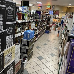 Vallee Food Store