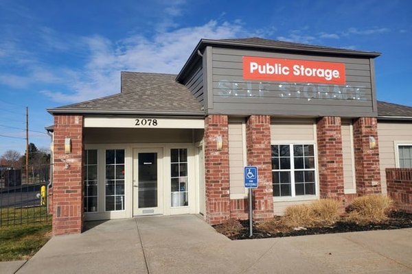 Public Storage