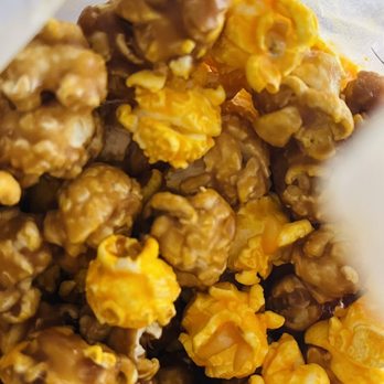 Garrett Popcorn Shops - Popcorn Shops Near Me - Chicago, Illinois Garrett Popcorn Shops - Popcorn Shops Near Me - Chicago, Illinois