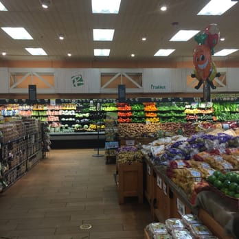 Roche Bros. - Wellesley - Wellesley Roche Bros. -- Linden Square : 188 Linden Street, Wellesley Interior - Grocery Near Me - Wellesley, Massachusetts Roche Bros. - Wellesley - Wellesley Roche Bros. -- Linden Square : 188 Linden Street, Wellesley Interior - Grocery Near Me - Wellesley, Massachusetts