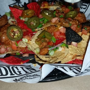 Montana's BBQ & Bar - Nachos - Comfort Food Near Me - Etobicoke, Ontario Montana's BBQ & Bar - Nachos - Comfort Food Near Me - Etobicoke, Ontario