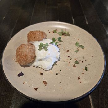 White Wine & Butter - Fried mozzarella - Breakfast & Brunch Near Me - Greer, South Carolina White Wine & Butter - Fried mozzarella - Breakfast & Brunch Near Me - Greer, South Carolina