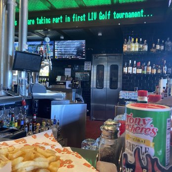 Phil's BBQ - Bar seating - Barbeque Near Me - San Diego, California