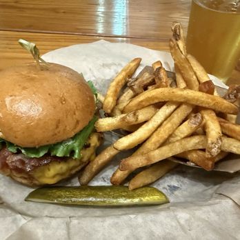 Local Heroes - Burgers Near Me - Auburn, California