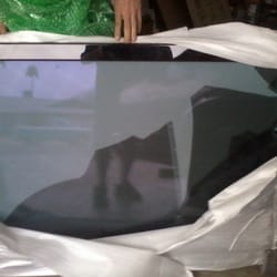 FedEx Office Print & Ship Center - Shattered screen