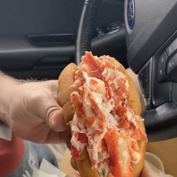 Bite Into Maine - Sooooo good! - Seafood Near Me - Cape Elizabeth, Maine
