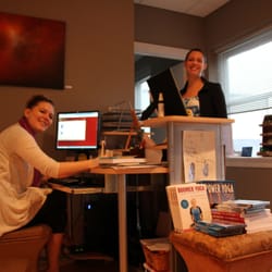 The Center Health Yoga Arts - The Center's inviting reception area