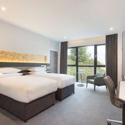 DoubleTree by Hilton Edinburgh - Queensferry Crossing - Guest room