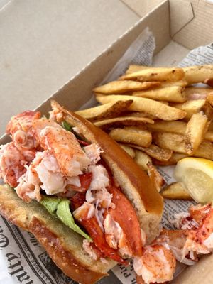 Betty's Seafood Shack by null