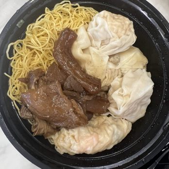 Maxi’s Noodle - Cantonese Near Me - Flushing, New York