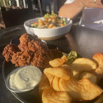 KickStand Coffee & Kitchen - Buttermilk fried chicken - Coffee & Tea Near Me - Hood River, Oregon KickStand Coffee & Kitchen - Buttermilk fried chicken - Coffee & Tea Near Me - Hood River, Oregon