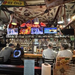 Sanford's Grub & Pub - Bar is in back