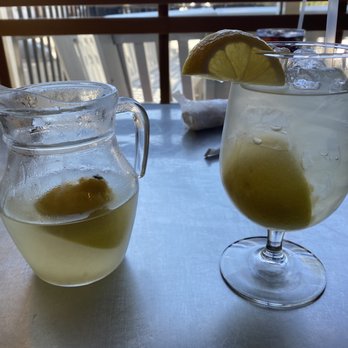 Swig - Fresh lemonade - Bars Near Me - Perrysburg, Ohio Swig - Fresh lemonade - Bars Near Me - Perrysburg, Ohio