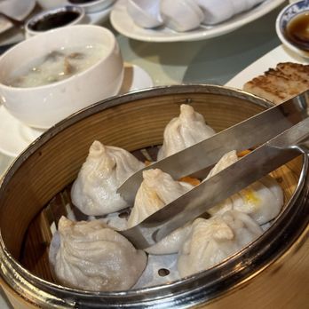 Dim Sum Palace - 27. Crabmeat Juicy Pork Buns - Dim Sum Near Me - New York, New York