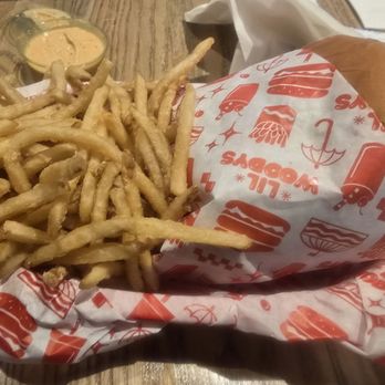 Li'l Woody's - Chicken sandwich fries and fry sauce - Burgers Near Me - Seattle, Washington Li'l Woody's - Chicken sandwich fries and fry sauce - Burgers Near Me - Seattle, Washington