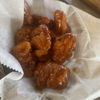 Grand Blanc Tap - Boneless wings - Burgers Near Me - Grand Blanc, Michigan Grand Blanc Tap - Boneless wings - Burgers Near Me - Grand Blanc, Michigan
