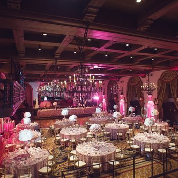 Ultimate Music Entertainment - Linens and set up - DJs Near Me