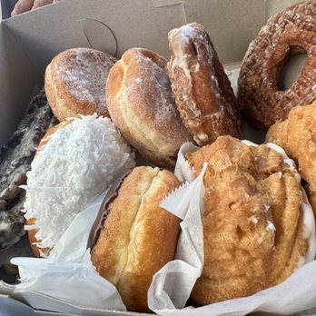 Peter Pan Donut & Pastry Shop - Bakeries Near Me - Brooklyn, New York Peter Pan Donut & Pastry Shop - Bakeries Near Me - Brooklyn, New York