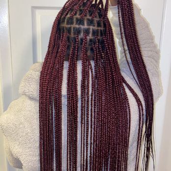 Elegant Hair Braids - Medium knotless bud length - Hair Stylists Near Me Elegant Hair Braids - Medium knotless bud length - Hair Stylists Near Me