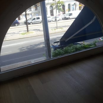Stadtkind - View to the street. - Cafes Near Me - Vienna, 9