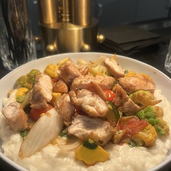 Wolf by Vanderpump at Caesars Republic Lake Tahoe - Risotto Primavera - American Near Me - Stateline, Nevada