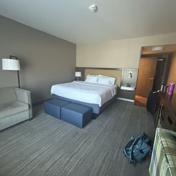 Hampton Inn Oakhurst-Yosemite - King room - Hotels Near Me - Oakhurst, California Hampton Inn Oakhurst-Yosemite - King room - Hotels Near Me - Oakhurst, California