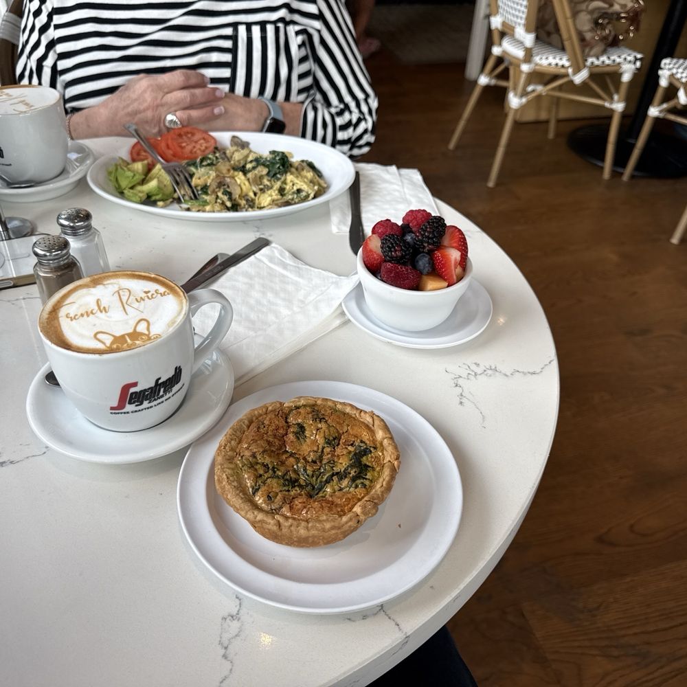 Breakfast !