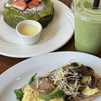 Belly Cake - Matcha Brulee Stacks Truffle Egg Toast Green Doctor Smoothie - Pancakes Near Me - Bayside, New York Belly Cake - Matcha Brulee Stacks Truffle Egg Toast Green Doctor Smoothie - Pancakes Near Me - Bayside, New York