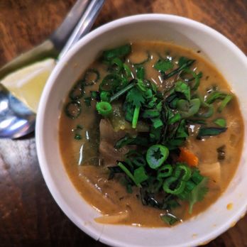 The Vanguard - Spicy Thai Curry Soup - Bars Near Me - Milwaukee, Wisconsin