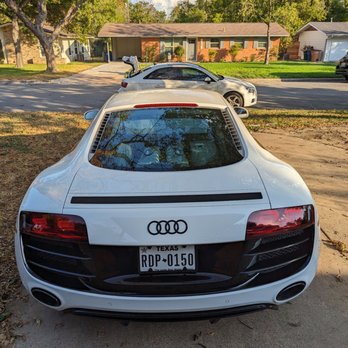 Huracán Nero Auto Spa - Washed car back - Auto Detailing Near Me - Austin, Texas