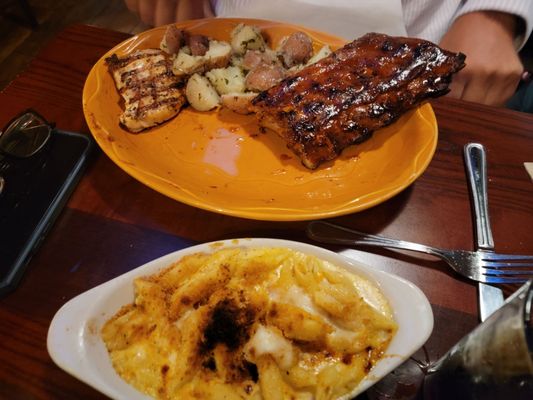 Bullwinkle's Top Hat Bistro by null