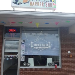 Woody's Barber Salon