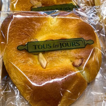 Tous Les Jours - Custard Bun - Bakeries Near Me - Irvine, California Tous Les Jours - Custard Bun - Bakeries Near Me - Irvine, California