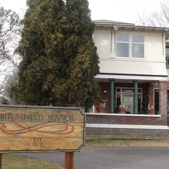 Birchfield Manor Inn and Restaurant - The manor - Hotels Near Me - Yakima, Washington