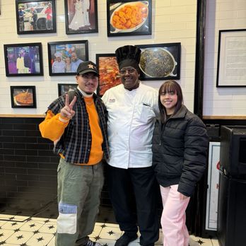 Charles Pan Fried Chicken - Soul Food Near Me - New York, New York Charles Pan Fried Chicken - Soul Food Near Me - New York, New York