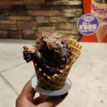 Bruster's Real Ice Cream - Chocolate mudslide (Regular - 2scoop - waffle cone) - Desserts Near Me - Chandler, Arizona Bruster's Real Ice Cream - Chocolate mudslide (Regular - 2scoop - waffle cone) - Desserts Near Me - Chandler, Arizona