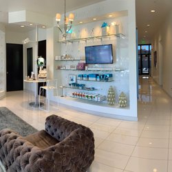 MDSkin Lounge and MDSkin Bar - North Scottsdale - Front Lobby