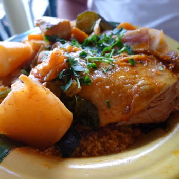 Le Petit Bleu - Couscous with chicken (delicious) - Mediterranean Near Me - Paris, 75