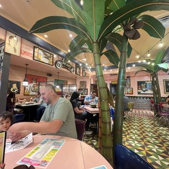Chuy's - Bars Near Me - Pembroke Pines, Florida