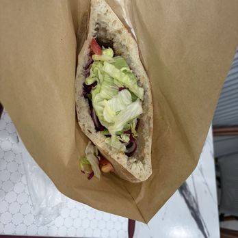 Döner 97 - Top view cabbage and lettuce ton of meat light on veggies - German Near Me - Chicago, Illinois