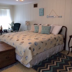 Lantern Inn - Coastal Room - King Bed
