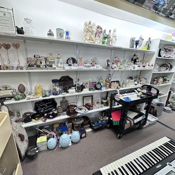 Save A Life Thrift Stores - Antiques , collectibles, statues , plates , keyboard - Thrift Stores Near Me - Camarillo, California Save A Life Thrift Stores - Antiques , collectibles, statues , plates , keyboard - Thrift Stores Near Me - Camarillo, California