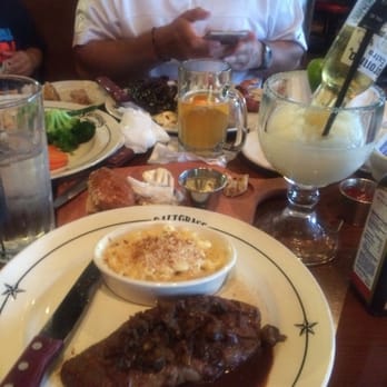 Saltgrass Steak House - Smothered sirloin, Mac and Coronita - Steakhouses Near Me - Laughlin, Nevada