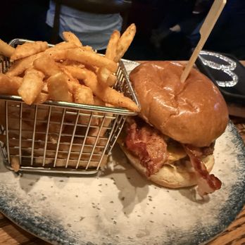 Bourbons Craft Kitchen And Bar - All American w. Bacon - Burgers Near Me - Cincinnati, Ohio Bourbons Craft Kitchen And Bar - All American w. Bacon - Burgers Near Me - Cincinnati, Ohio