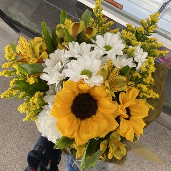 Mandarin Orchid House - Florists Near Me - Kingman, Arizona Mandarin Orchid House - Florists Near Me - Kingman, Arizona