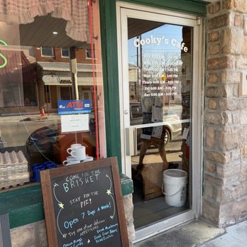 Cooky's Cafe - Front door - American Near Me - Golden City, Missouri